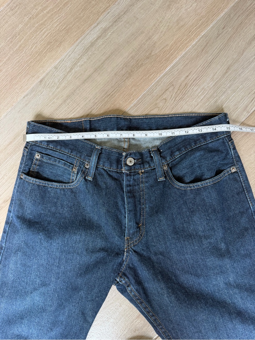 Levi’s 514 Straight Fit Jeans Dark Blue Wash - Picture 8 of 10